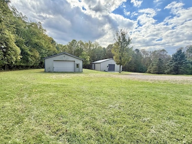 15596 Carson Rd, Mount Vernon, OH 43050 - photo 4