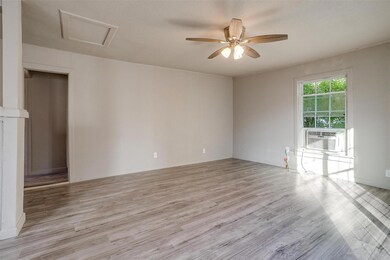 705 N Wood St, Cleburne, TX 76033 - photo 5