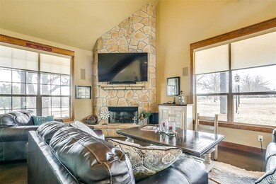 225 Falcon Dr, Weatherford, TX 76088 - photo 4