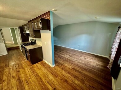 1808 Allen St, Utica, NY 13501 - photo 4