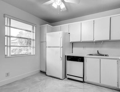 159 Lake Meryl Dr, West Palm Beach, FL 33411 - photo 6