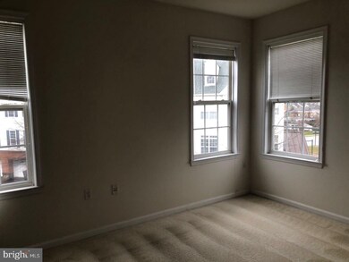 6802 Sabbarton Place, Gainesville, VA 20155 - photo 7