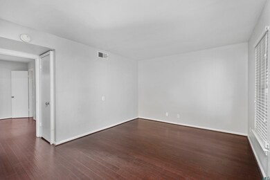 1710 Indiana St unit 12, Houston, TX 77006 - photo 6