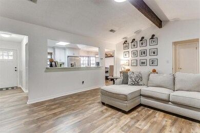 111 Oak Ridge Dr, Cleburne, TX 76031 - photo 5