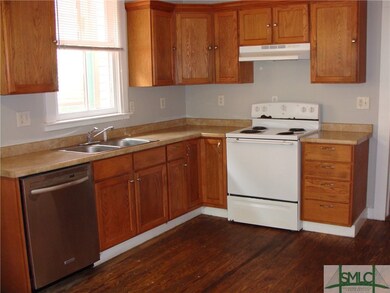 607 W 44th St, Savannah, GA 31405 - photo 6