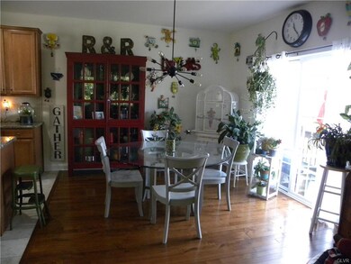 812 Walnut St, Emmaus, PA 18049 - photo 7