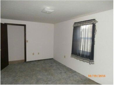 517 Elm St, Limerick, ME 04048 - photo 6