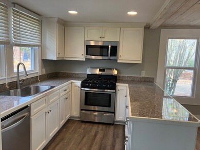 514 Burke Ave, McComb, MS 39648 - photo 4