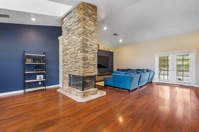 024-1692870thStN-Loxahatchee-FL-small