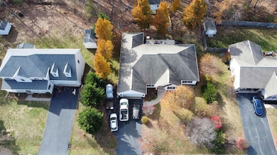 111 Rutherford Ln, Stuarts Draft, VA 24477 - photo 3