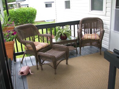 476 Derrer Rd, Columbus, OH 43204 - photo 3