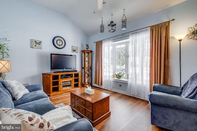 824 Fordham St, Delran, NJ 08075 - photo 5