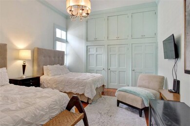 5221 Magazine St unit 1, New Orleans, LA 70115 - photo 4