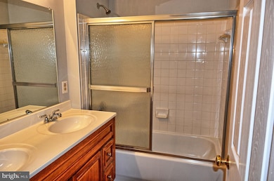 1130 Splashing Brook Dr, Abingdon, MD 21009 - photo 6