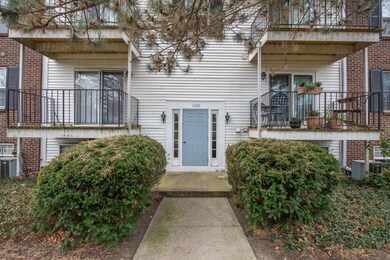 3_1520_Slade_Ave