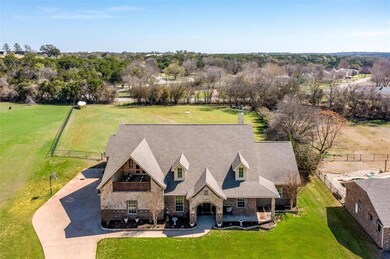 1805 W Emerald Bend Ct, Granbury, TX 76049 - photo 4