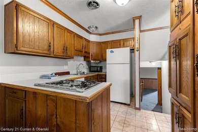 8319 Ziegler St, Taylor, MI 48180 - photo 7