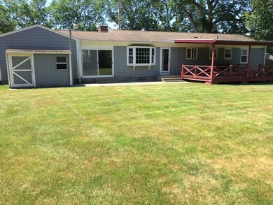 415 Russells Mills Rd, South Dartmouth, MA 02748 - photo 2