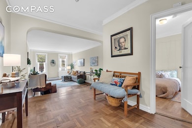 585 W 214th St unit 4-F, New York, NY 10034 - photo 3