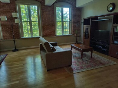 2 School St unit 406, Lincoln, RI 02865 - photo 2