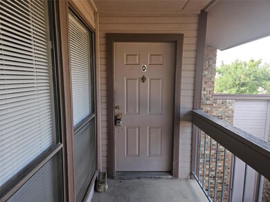 5032 Winder Ct unit D, North Richland Hills, TX 76180 - photo 2