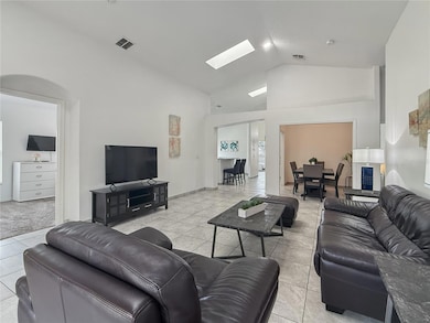 2512 Oneida Loop, Kissimmee, FL 34747 - photo 7