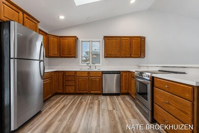 14-web-or-mls-2252 Charles Ave, Norton S