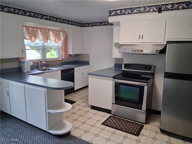 3233 Niles Cortland Rd NE, Cortland, OH 44410 - photo 5