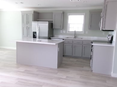 7100 Ulmerton Rd unit Lot 114, Largo, FL 33771 - photo 2