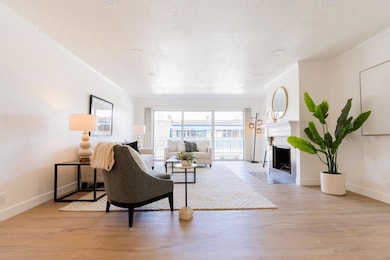 1945 Mount Vernon Ct unit 14, Mountain View, CA 94040 - photo 4