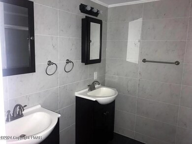 584 Main St unit 7, Stroudsburg, PA 18360 - photo 6