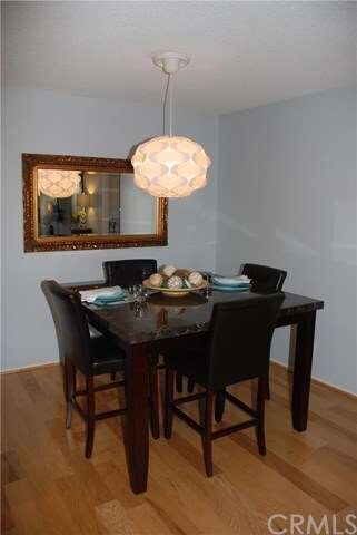 Good sized dining room