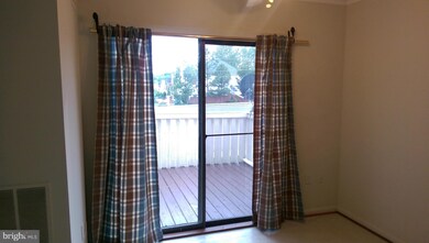 12866 Cara Dr unit 32, Woodbridge, VA 22192 - photo 6