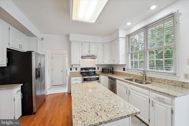 3663 Thomasson Crossing Dr, Triangle, VA 22172 - photo 7