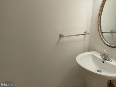 2603 Logan Wood Dr, Herndon, VA 20171 - photo 7