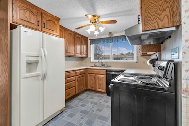 3428 S Oquirlane St, Magna, UT 84044 - photo 3