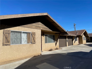 7467 Bannock Trail unit 3, Yucca Valley, CA 92284 - photo 2