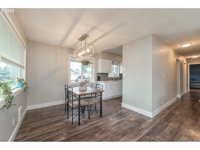 3342 Olive Way, Longview, WA 98632 - photo 7