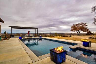 123 Mike Thornton Ct, Weatherford, TX 76088 - photo 3