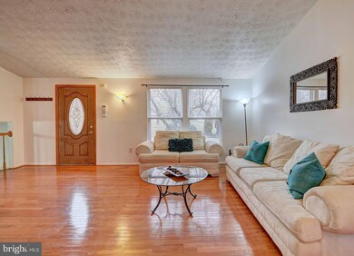 9125 Satyr Hill Rd, Parkville, MD 21234 - photo 7