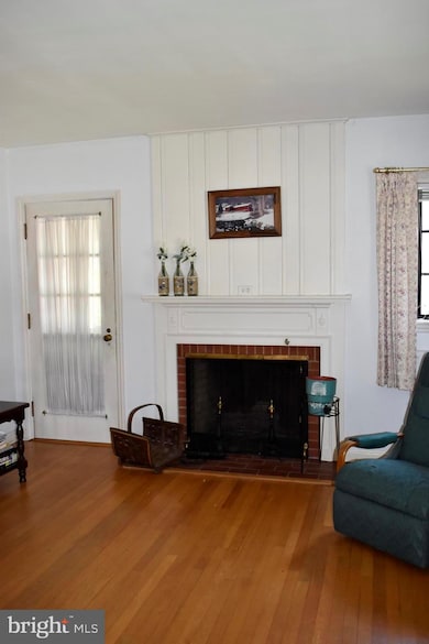 325 E Baltimore St, Taneytown, MD 21787 - photo 6