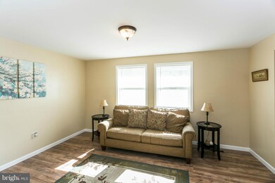 207 S Reymann St, Ranson, WV 25438 - photo 6