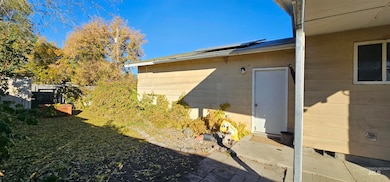555 15th St, Vale, OR 97918 - photo 3