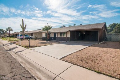 3843 W Wethersfield Rd, Phoenix, AZ 85029 - photo 4