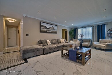 266 Oak Ln, Cresco, PA 18326 - photo 6