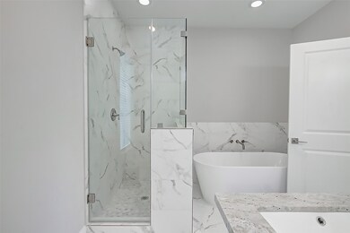 629 Link Rd, Houston, TX 77009 - photo 6