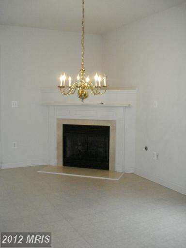 802 Col Edmonds Ct, Warrenton, VA 20186 - photo 2