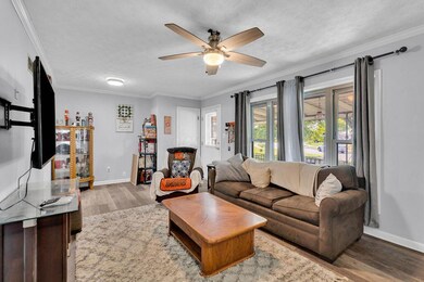 4370 Maplegrove Dr, Grove City, OH 43123 - photo 3