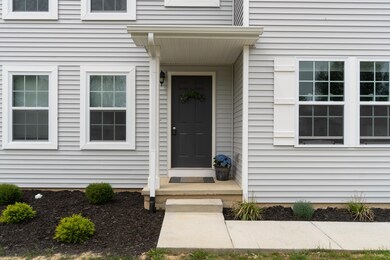 911 Village Dr, Davison, MI 48423 - photo 2