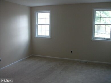 16 Tanglewood Dr, Langhorne, PA 19047 - photo 6